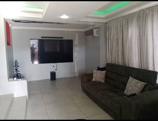 3 BEDROOM HOUSE FOR SALE IN NORTHDALE